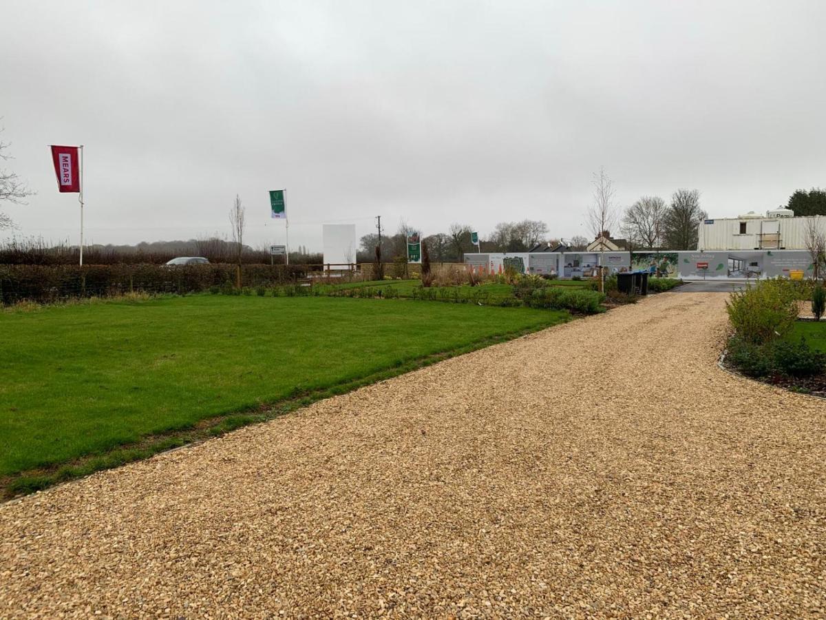 4 Freelands Gate, Witney, Oxfordshire Villa ภายนอก รูปภาพ