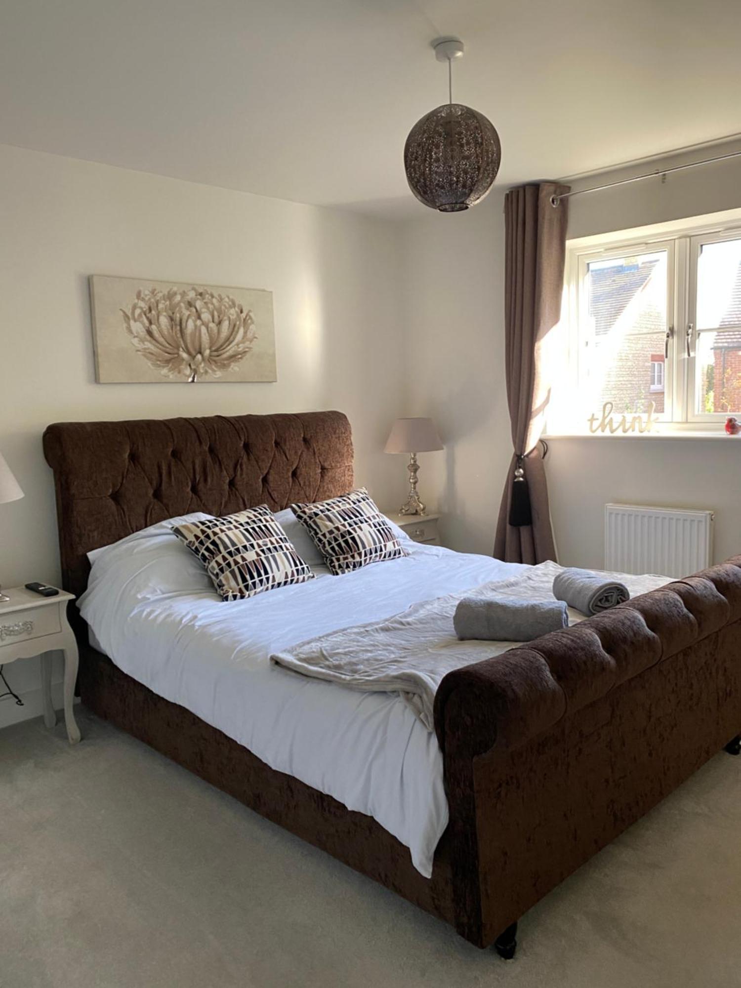 4 Freelands Gate, Witney, Oxfordshire Villa ภายนอก รูปภาพ